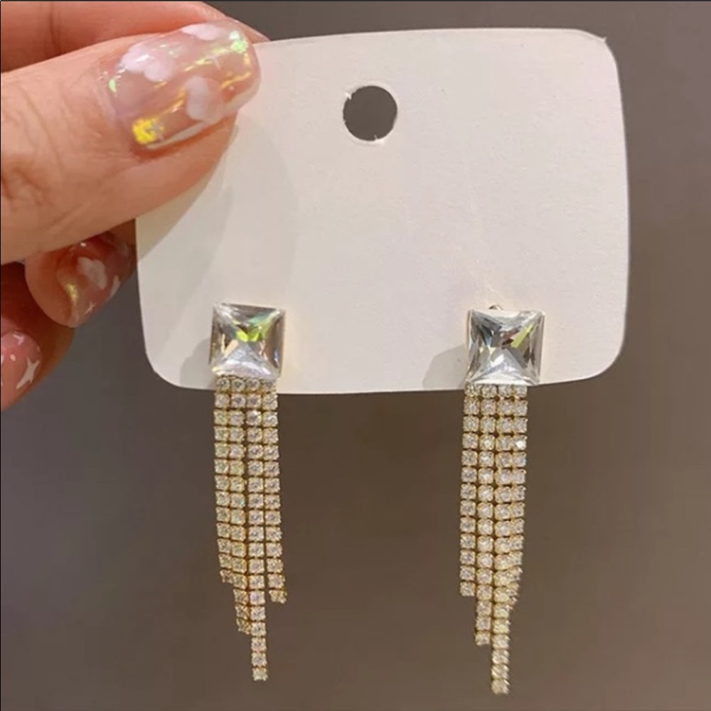 NEW LUXURY SILVER DIAMOND LONG TASSEL EARRINGS - Picture 4 of 4